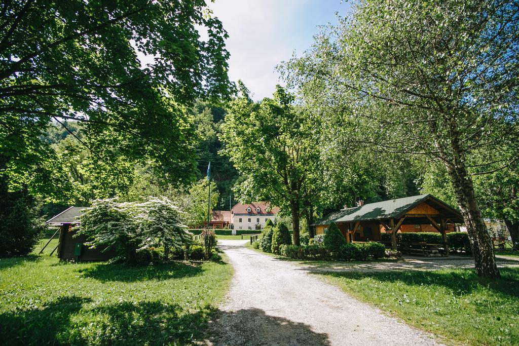 Pocitniska Hiska Pod Skalco Villa Kamnik Ngoại thất bức ảnh