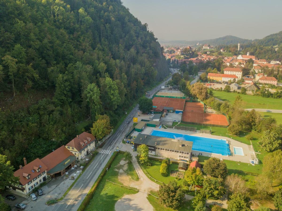 Pocitniska Hiska Pod Skalco Villa Kamnik Ngoại thất bức ảnh